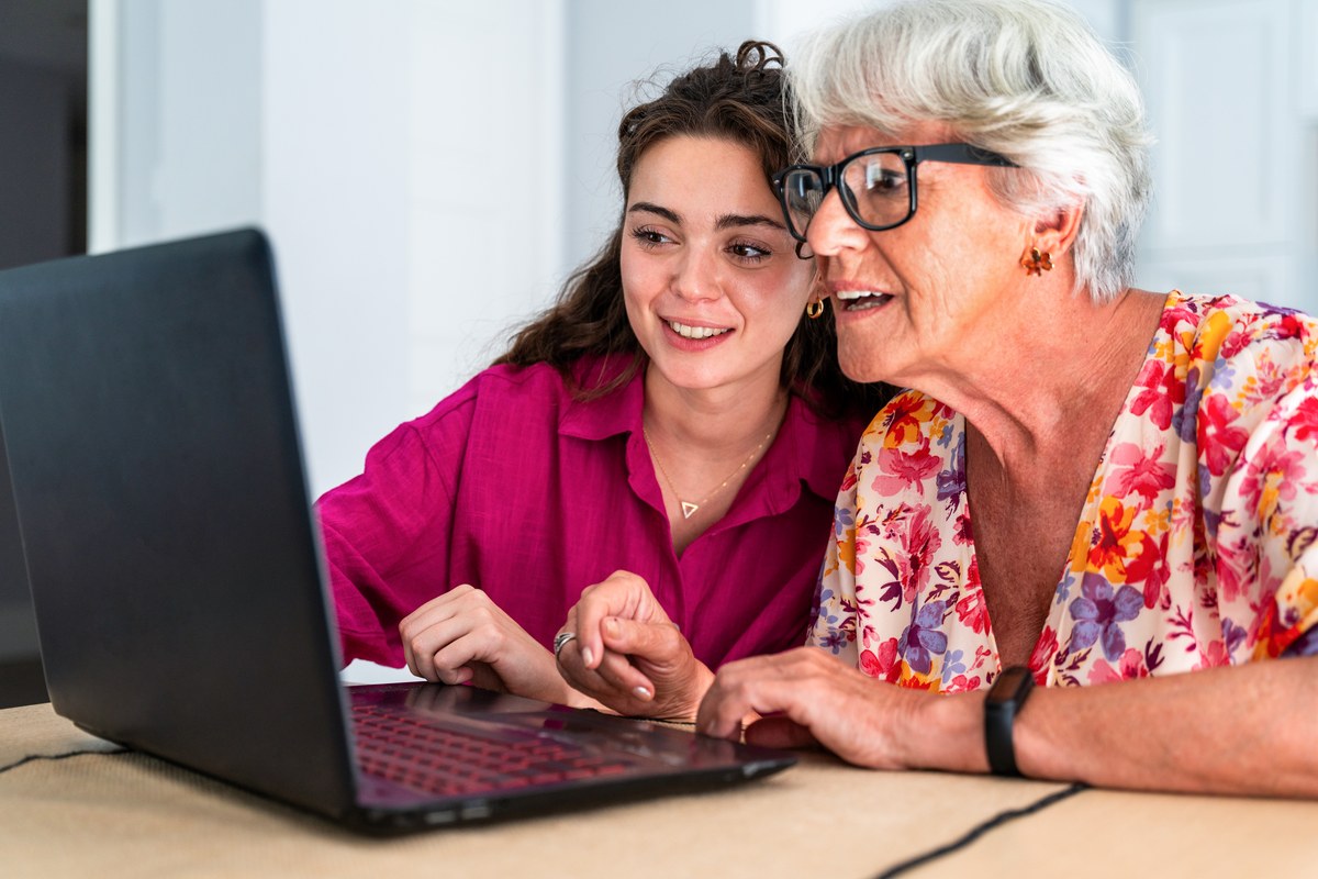 How to Choose the Right Home Care Provider in Derbyshire