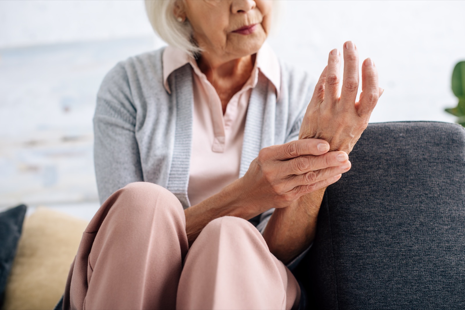 Practical home adaptations and support for arthritis joint discomfort