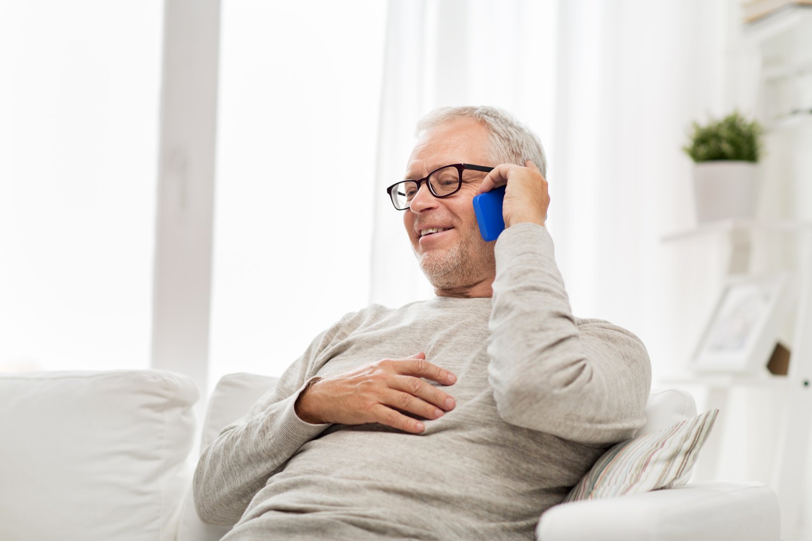 Clinical advice and monitoring Parkinson's symptoms at home